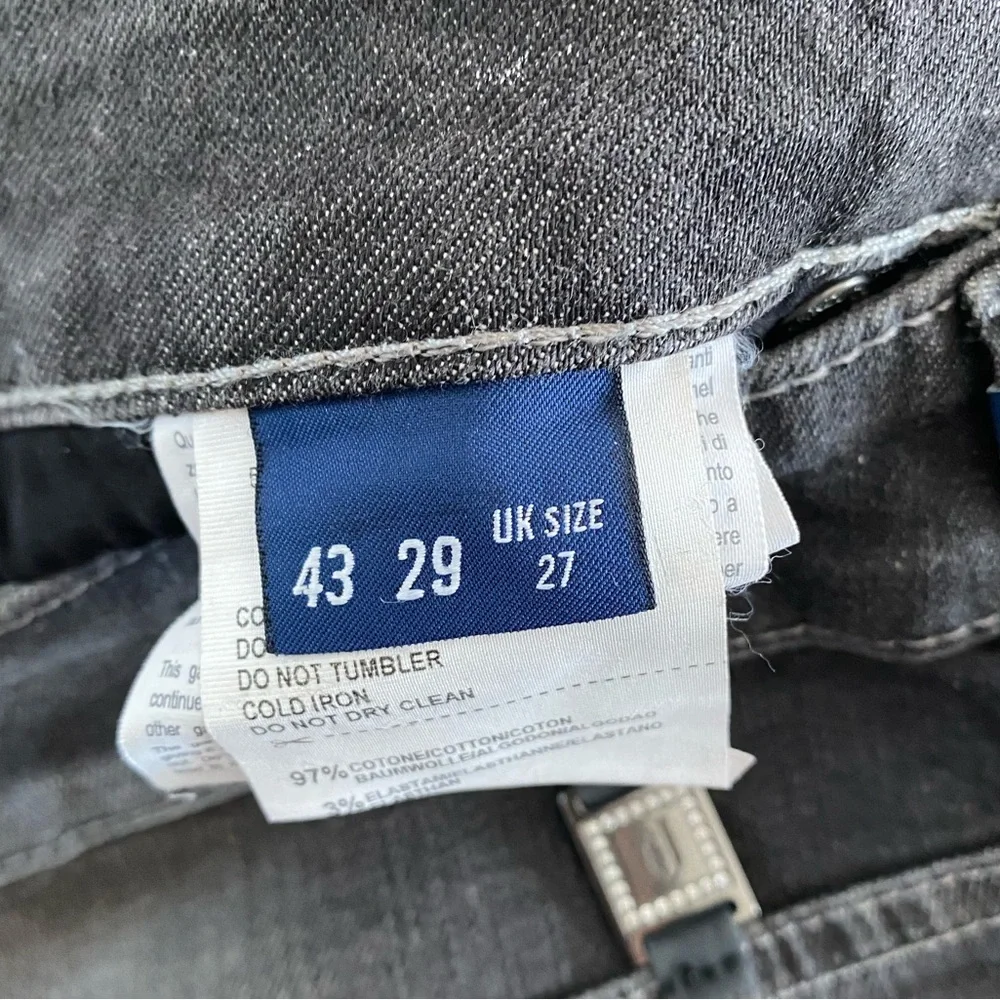 NWT TRUSSARDI JEANS Made in Italy UK 27/29/IT43